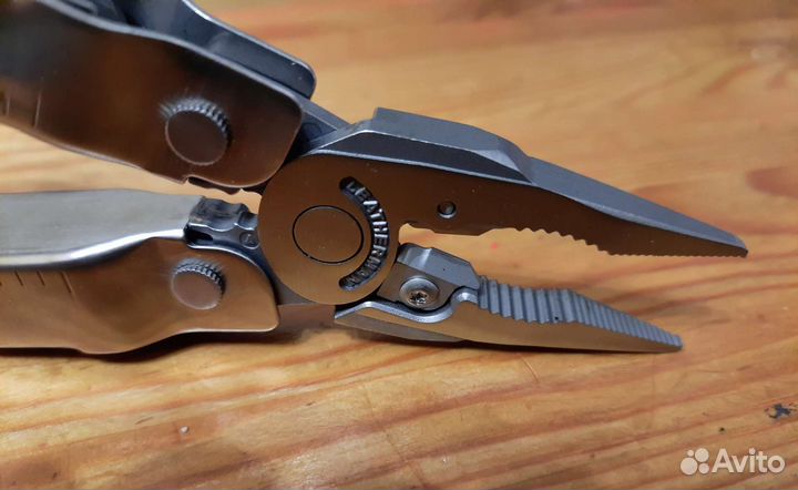 Мультитул leatherman super tool 300