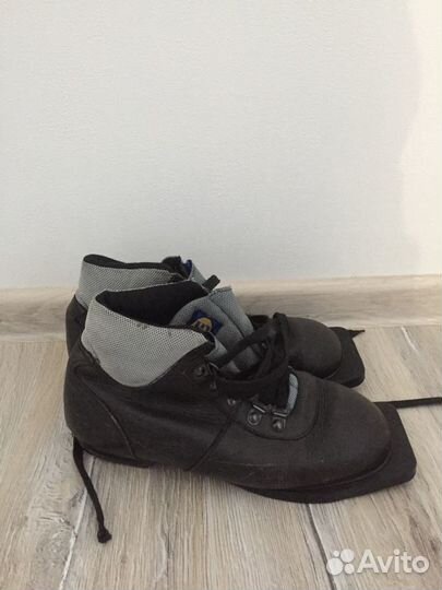 Лыжные ботинки ISG