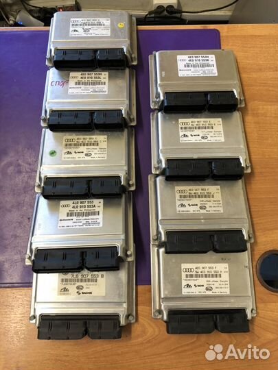 Блок управления пневмой Audi A8 Q7 VW Touareg