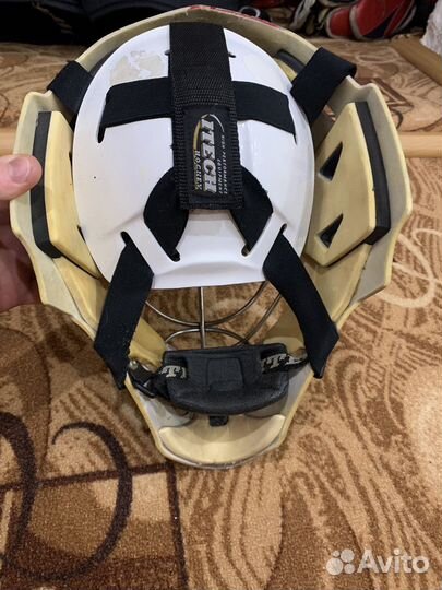 Вратарский шлем sr