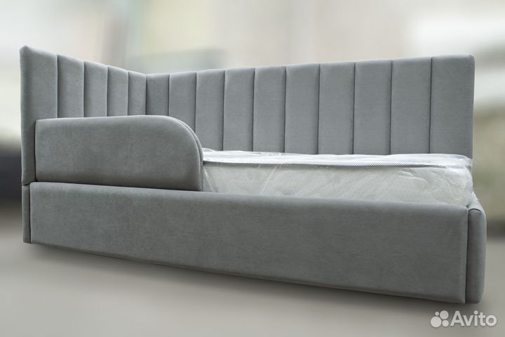 Детская кровать «Волна»+ с бортиком