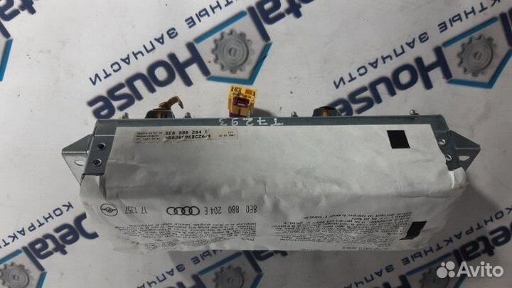 Подушка безопасности в торпедо Audi A4 B6 1.8T BFB