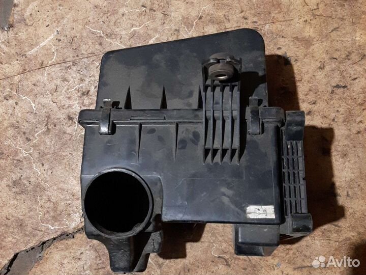 Корпус воздушного фильтра Хундай соната NF