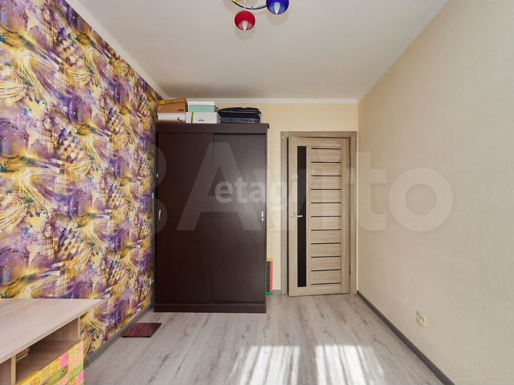 2-к. квартира, 47 м², 3/9 эт.