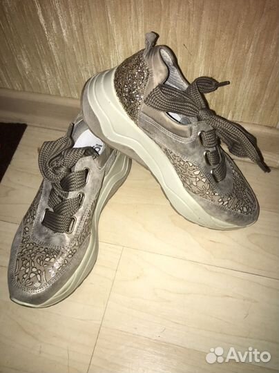 Кроссовки 37 размер