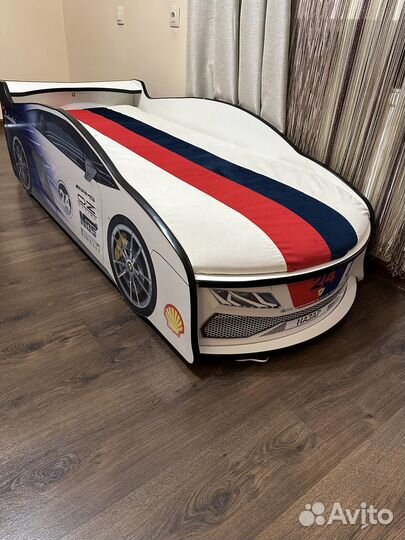 Детская кровать машина бу с матрасом