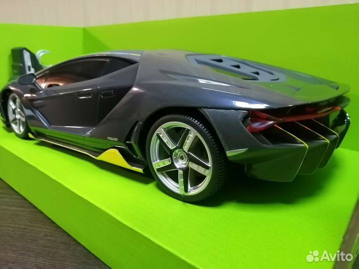 Maisto 1 14 Lamborghini Centenario р/управляемая
