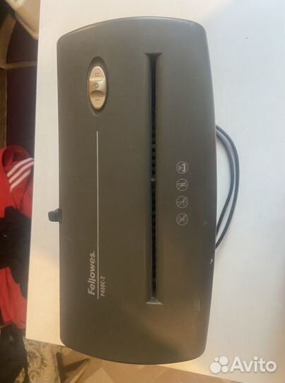 Уничтожитель бумаги Fellowes p400c-2 шредер