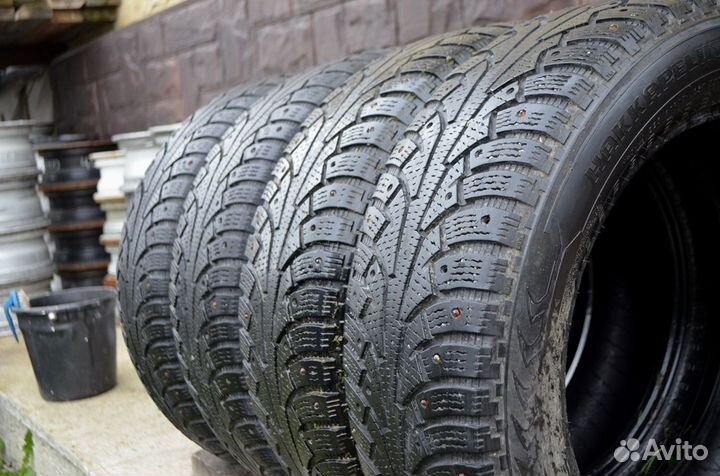 Nokian Tyres Hakkapeliitta 5 SUV 225/60 R17