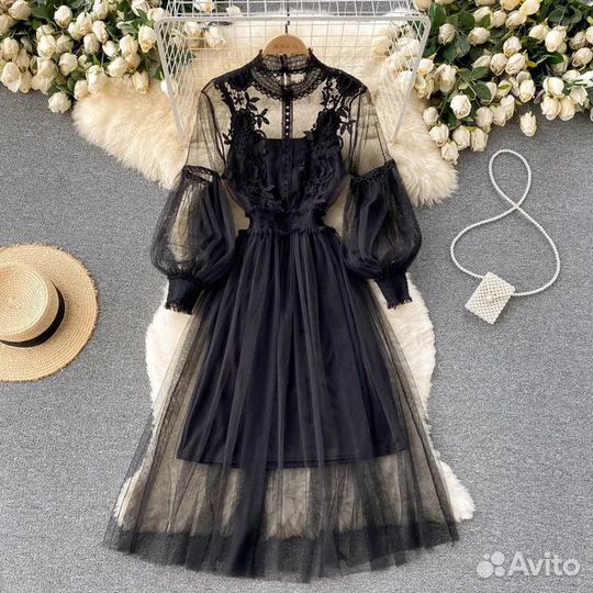 Платье вечернее кружевное черное