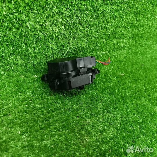 Моторчик заслонки печки Opel Astra J GTC 2013