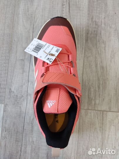 Кроссовки adidas Террекс на 39 размер, импорт