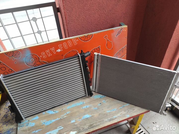 Радиатор двигателя и кондиционера Kia Ceed 10-18