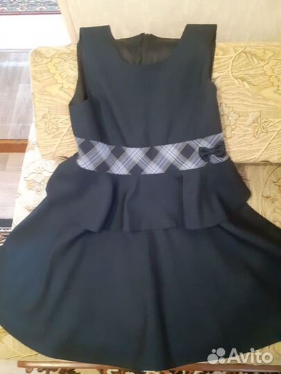 Школьная форма на девочку, рост 152-158
