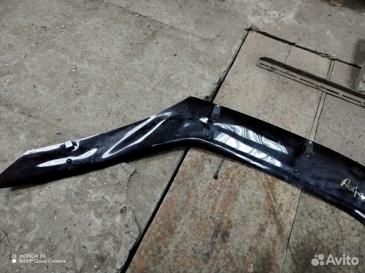 Дефлектор (мухобойка) на капот opel astra h