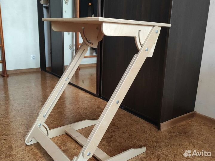 Парта растущая, конторка Базарного