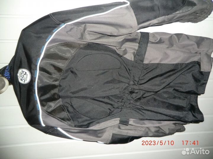 Мотокуртка