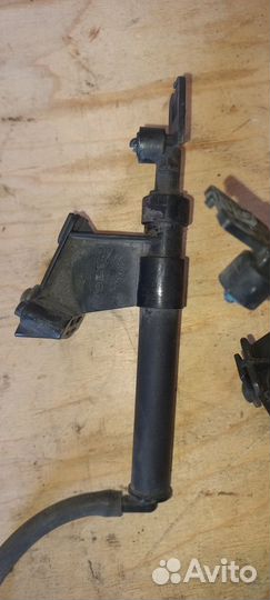 Форсунка омывателя фар Volvo s40,v50,c30