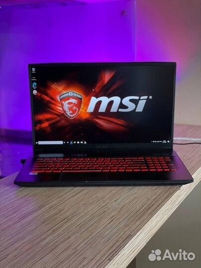 MSI 17.3 120гц/i7 9750/1660 ti/16gb/SSD512