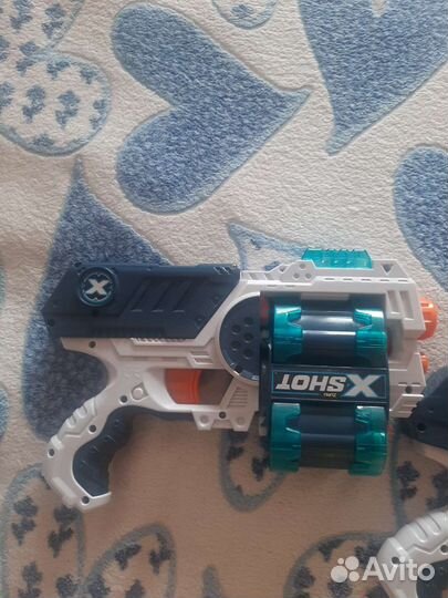 Детские игрушки пистолет