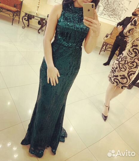 Вечернее платье