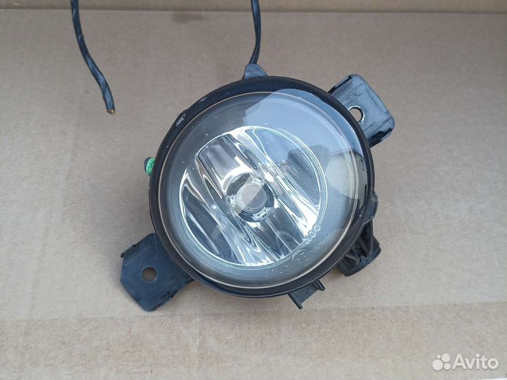 Фара противотуманная левая BMW X1 E84 X5 E70