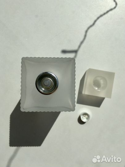 Пустой флакон Lalique Perles