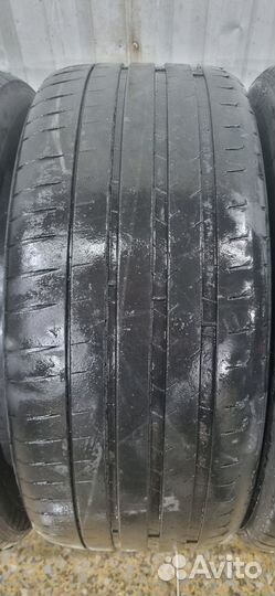 Michelin Pilot Sport 4 SUV 275/45 R21 и 315/40 R21