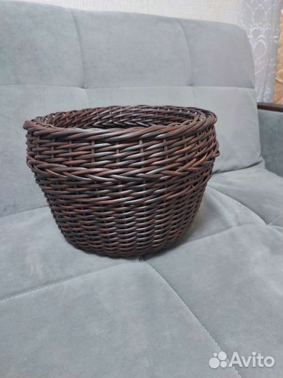 Кашпо для цветов из искусственного ротанга