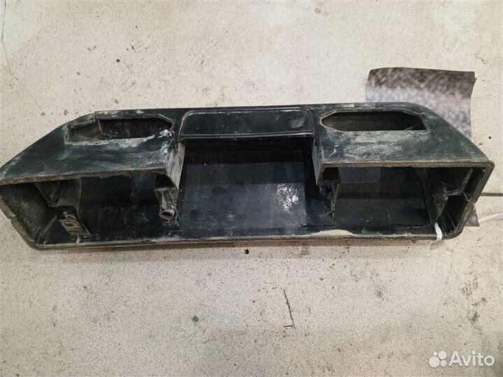 Накладка двери багажника (наружная) Mitsubishi Pa