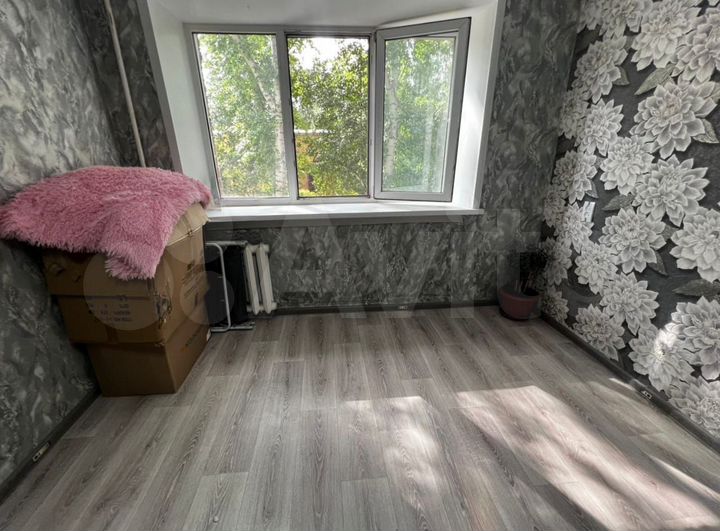 Комната 13,4 м² в 1-к., 4/5 эт.