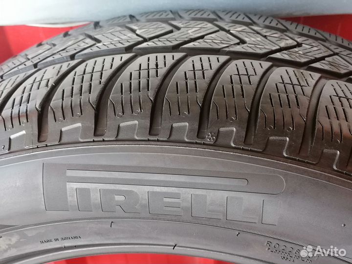 Pirelli Scorpion Winter 255/50 R19