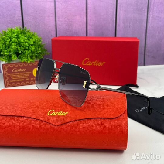 Солнцезащитные очки Cartier