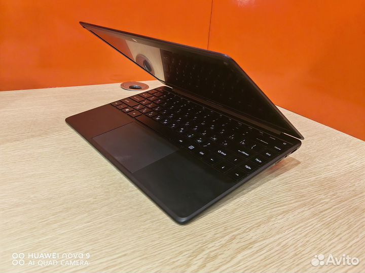 Компактный, быстрый Teclast F6 Intel/SSD/FullHD