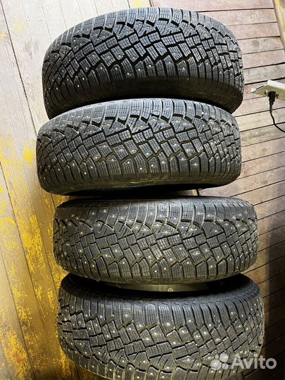 Continental IceContact 2 SUV 215/65 R17 103T