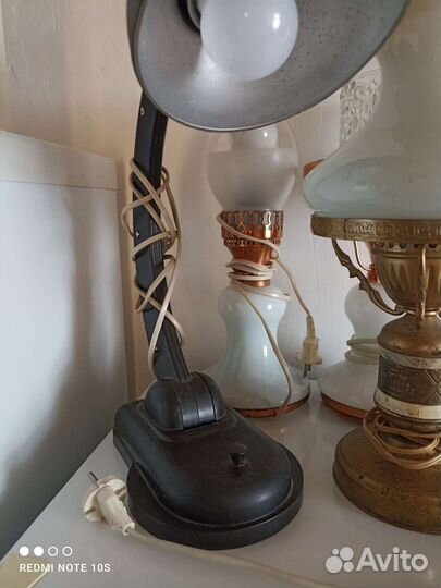 Лампа настольная