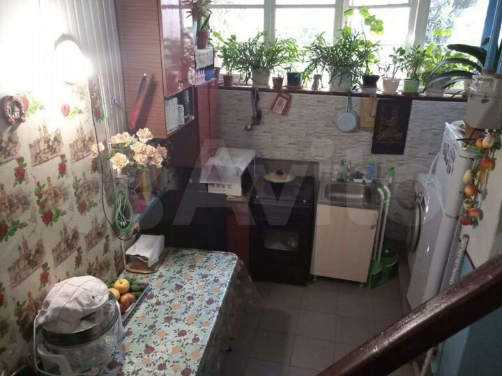 4-к. квартира, 62 м², 1/2 эт.