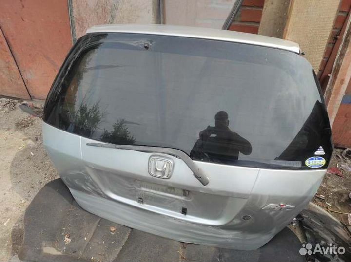 Крышка багажника (дверь 3-5) Honda Fit 1.3 CVT