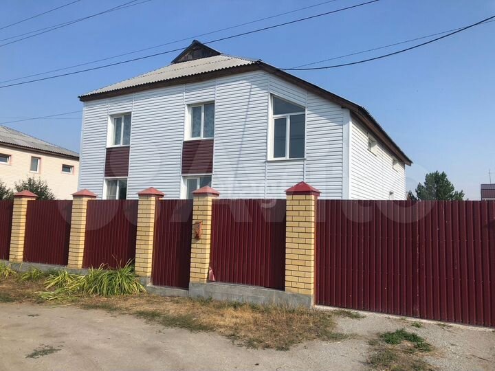 Коттедж 157,2 м² на участке 10,5 сот.