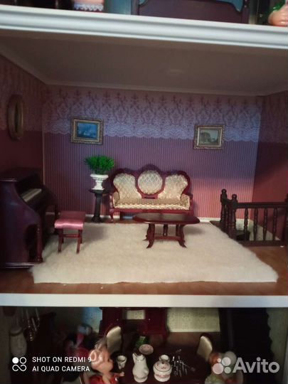 Домик кукольный