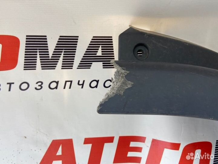 Подножка передняя правая Man Tgl