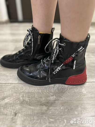 Ботинки демисезонные 38