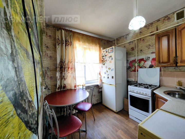 2-к. квартира, 45 м², 1/5 эт.