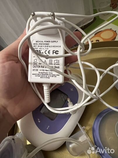 Молокоотсос электрический Lansinoh