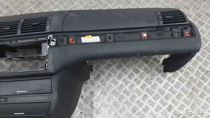 Панель передняя салона (торпедо) BMW 3 E46 рест