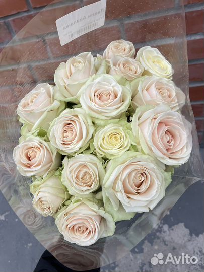 Розы от склада свежие Голландия и Эквадор