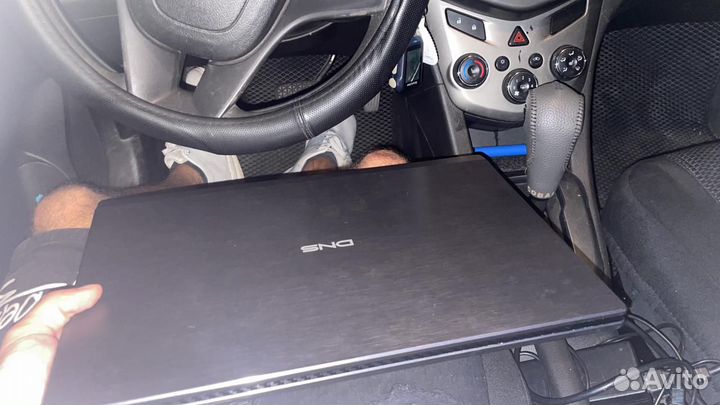 Игровой ноутбук i7 в идеальном состоянии