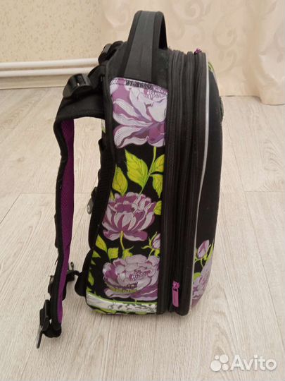 Рюкзак школьный Hummingbird