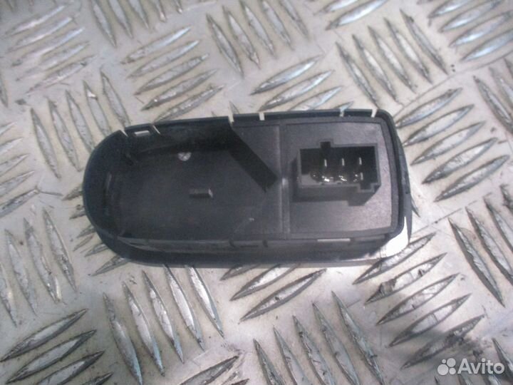 Блок управления стеклоподемником правой двери DAF