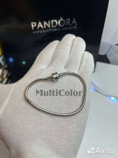 Браслет Pandora Moments для шармов Новый